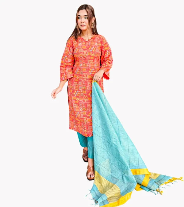 Arong Tat Three Piece